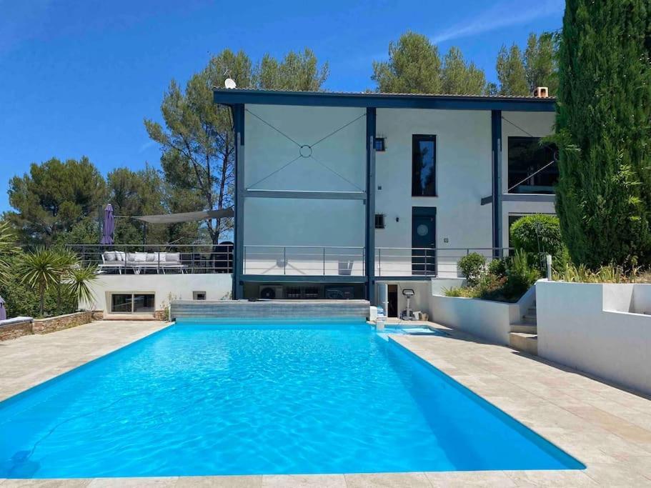 Appartement 2-4 Pers. Piscine, Entre Aix Et Cassis La Destrousse Exteriér fotografie